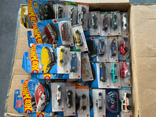 Load image into Gallery viewer, Lot of 600 Hot Wheels Cars (300 Sealed) (300 Used)