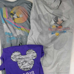 13 Disney T-shirts Mixed sizes used