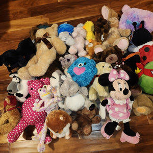 Mixed Plush Lot Bulk Stuffed Animal Lovey Toy Reseller Various Lot 8 30+ Pieces