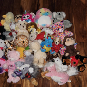 Mixed Plush Lot Bulk Stuffed Animal Lovey Toy Reseller Various Lot 3 30+ Pieces