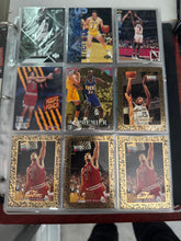 Load image into Gallery viewer, Lot of 1,000 Mixed NFL, MLB, NHL, MLB Sports Cards. Holos, Refractors, Rookies &amp; More
