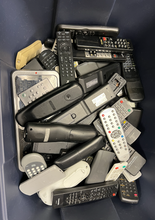 Load image into Gallery viewer, 100 Mixed Remotes WITH backs. QUALITY Brands and mixes